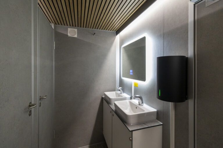 Vacuüm toiletwagen VIP 3-2-2 (9)