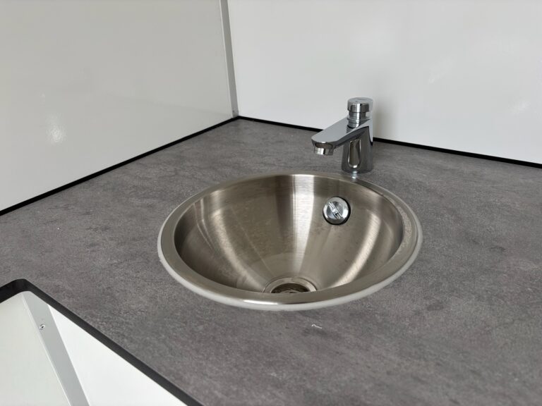 240 - EW Toiletwagen 1-1-1 met vermalers - Luxe model