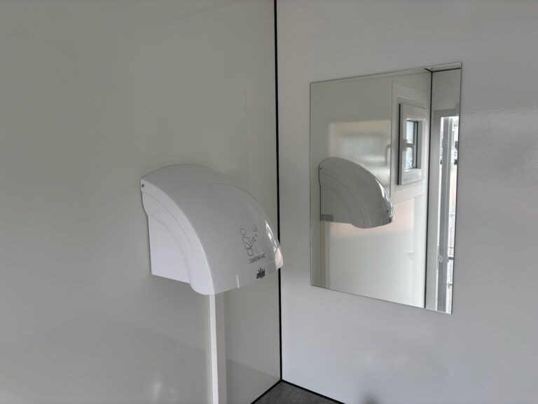 240 - EW Toiletwagen 1-1-1 met vermalers - Luxe model