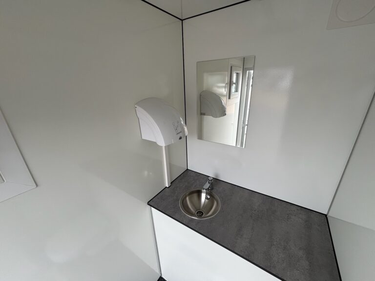 240 - EW Toiletwagen 1-1-1 met vermalers - Luxe model