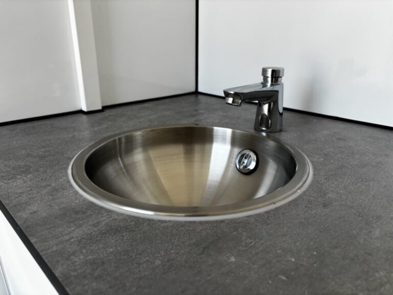 Toiletwagen 1-1-1 met vermaler