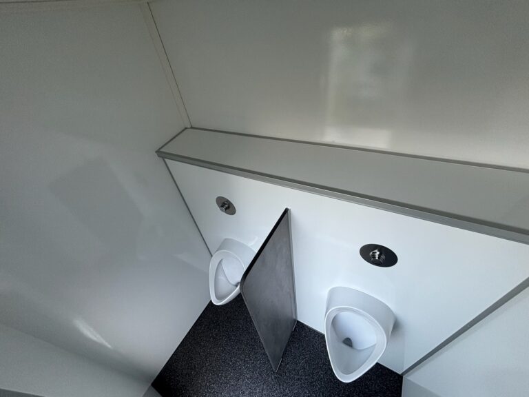 730 - EW Toiletwagen 6-6-4 (35)