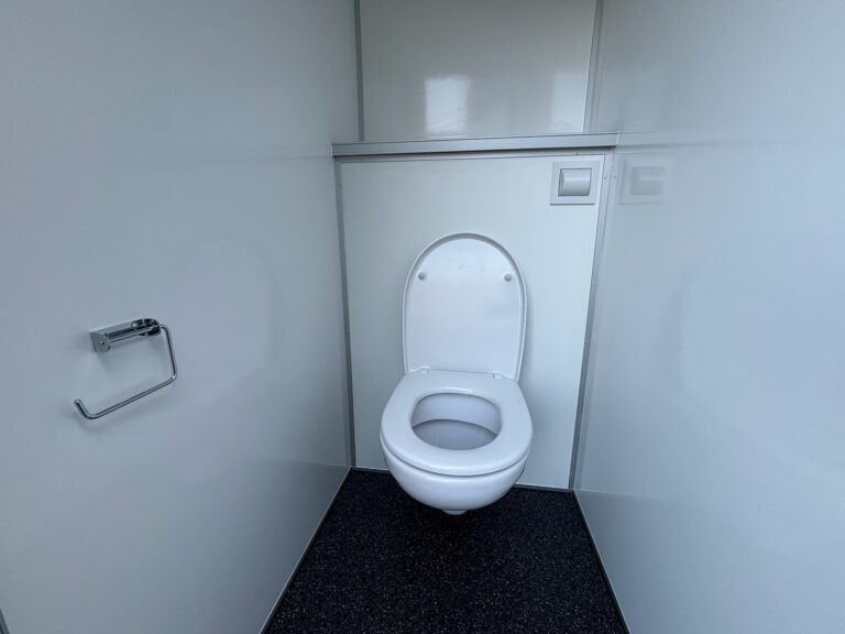 730 - EW Toiletwagen 6-6-4 (31)