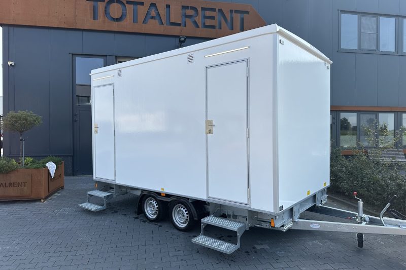 Toilet trailer 420 2+1+2P Totalwagon